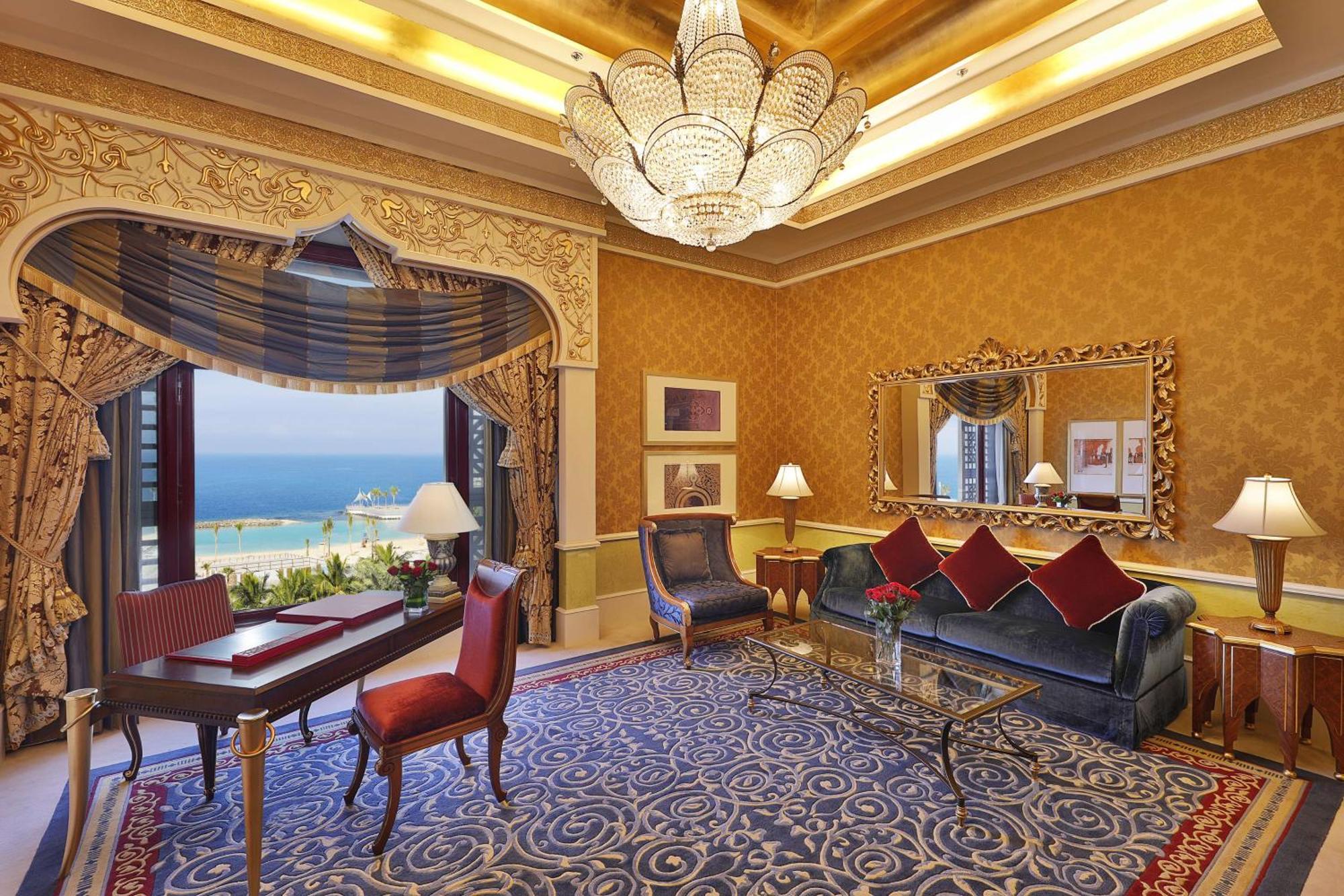Waldorf Astoria - Qasr Al Sharq Hotel